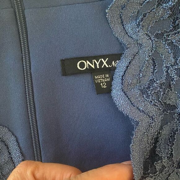 NWT Onyx Nite Lace Top Gown Sz 12 Peri 648974 - Picture 5 of 8